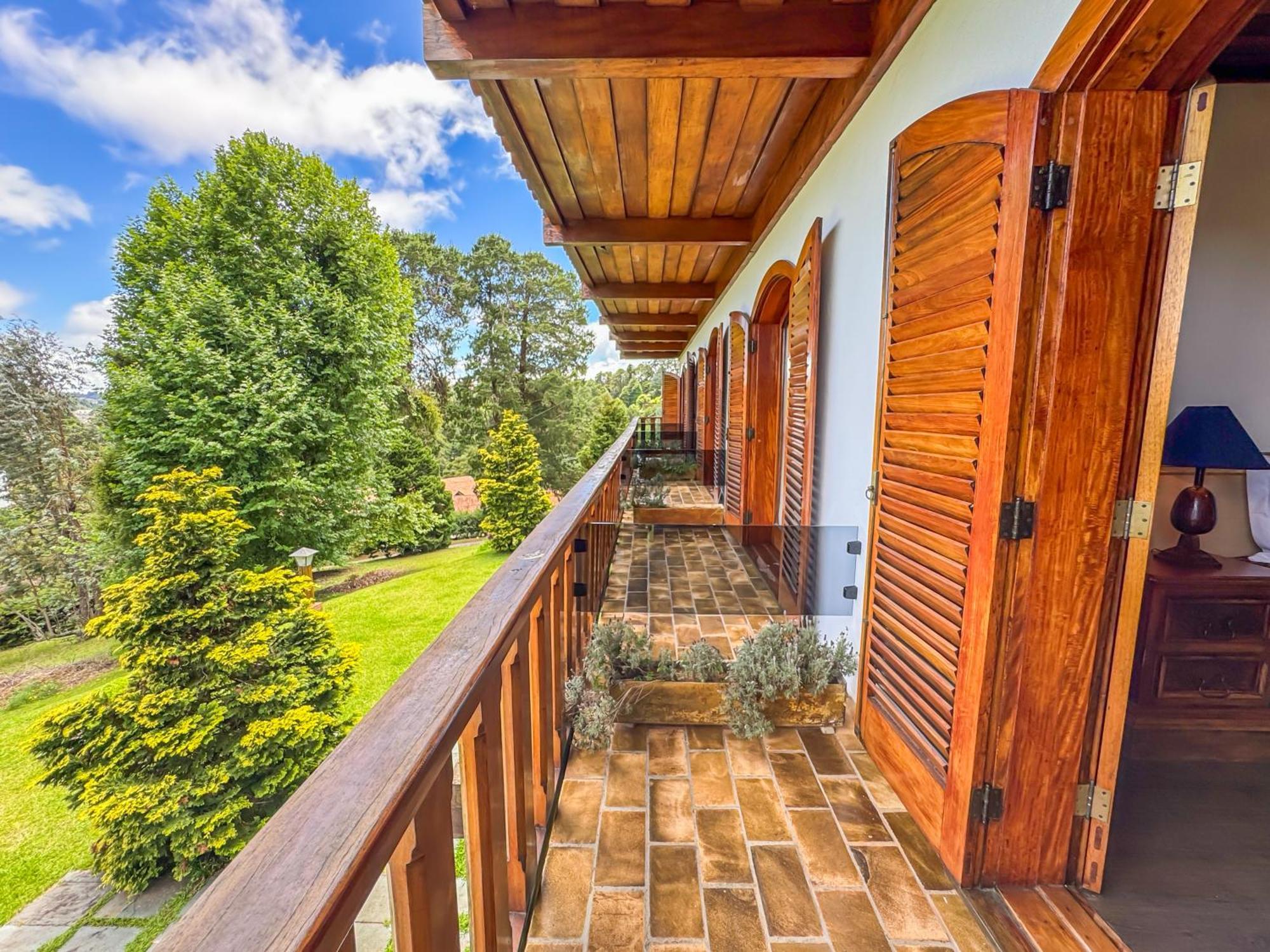 Mansao Nacional Inn Campos do Jordao Exterior photo